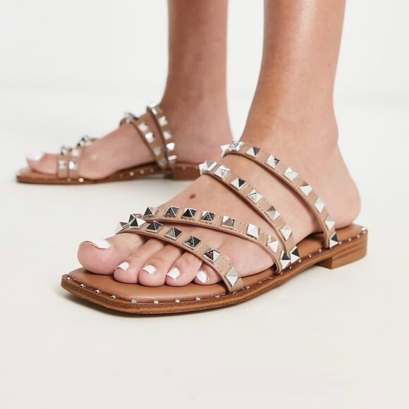 NWOT Sz 8.5 - Steve Madden Skyler Silver Stud 4-Strap Tan Slip-On Sandals - Picture 2 of 13